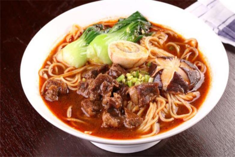 牛锦天红焖牛肉面